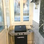 Lägenhet Modern In Napoli, Balcony Neapel