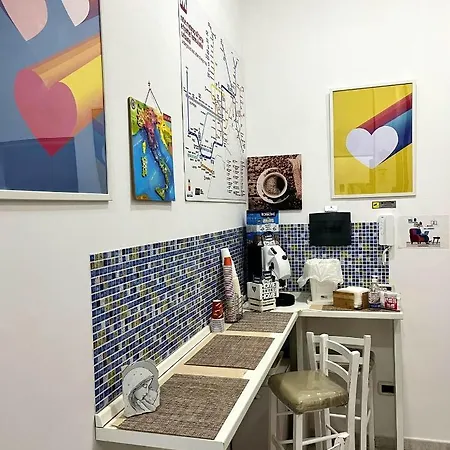 Appartement Modern In Napoli, Balcony