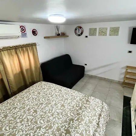 Appartement Modern In Napoli, Balcony *