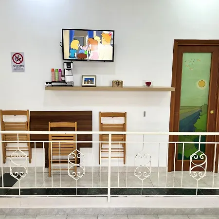 Modern In Napoli, Balcony Appartement *
