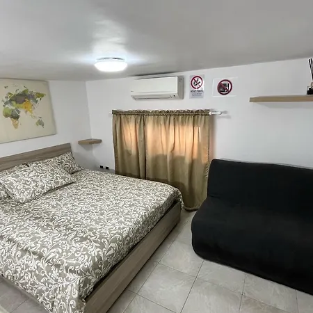Modern In Napoli, Balcony Appartement Naples